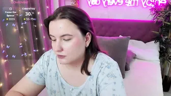 Katyaneilson cam porn posing on webcam