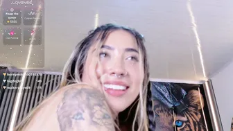 Manuelaveelez cam chat 01/04/2026