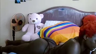 thickassvillageebony posing on webcam 01-04-2026