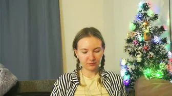 Yuricazel live webcam show 01-04-2026
