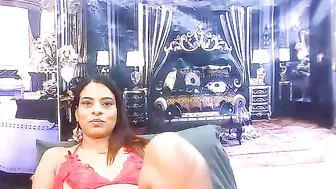 indiansexyass4u2luv on live cam (01/05/2026)