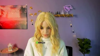 rina_glow on webcam 05-Jan-26