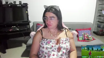 khalifa_gold recorded nude video 545436