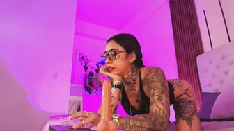 Violettaalemida cam chat (01-05-2026)
