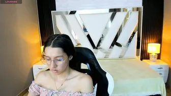 Linda4petite sex video 01/05/2026