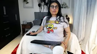 lust_mom glasses 06-Jan-26