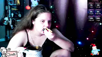 So_cute777 bdsm posing on webcam