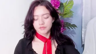 Kate_crown latina cam show