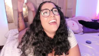 sheeylaroee recorded nude video 55343