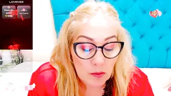 Nayla_garner milf live webcam show