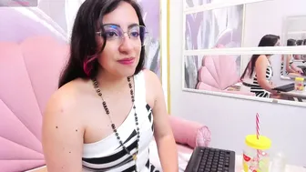 Rozario_pinceles live webcam show 06-Jan-26