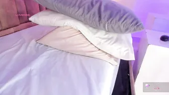 Victoriaroyce1 posing on cam (01-06-2026)