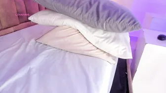 Victoriaroyce1 posing on cam (01-06-2026)