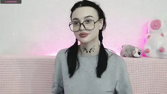tayaavis webcam video (01/06/2026)