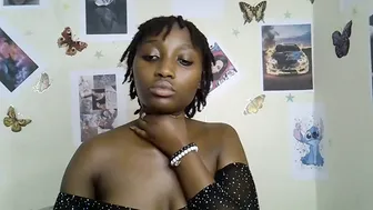 maee_y recorded nude video 550722
