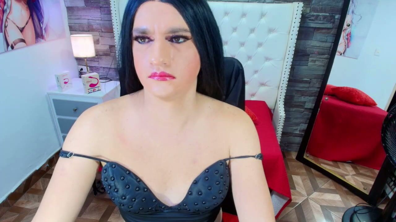 trinity_tsx cum cam chat