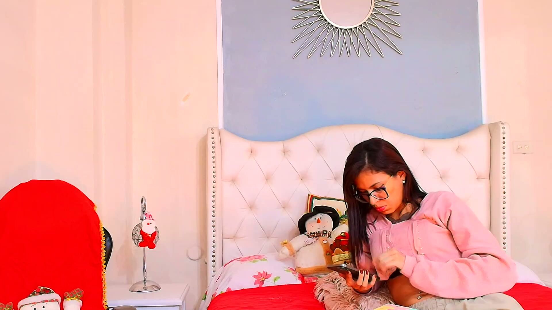 emily_loperaa chat porn video 01-07-2026