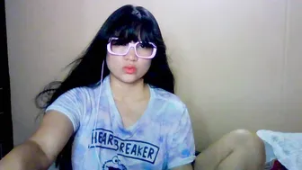 Laurengirls1 chat girl porn 07 January 2026