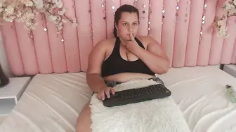 Hannahvenza chubby hot amateur video