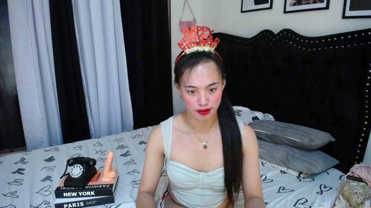 petit_soflexx smallboobs cam sex chat