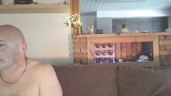 Sanroom porn chat 07 January 2026
