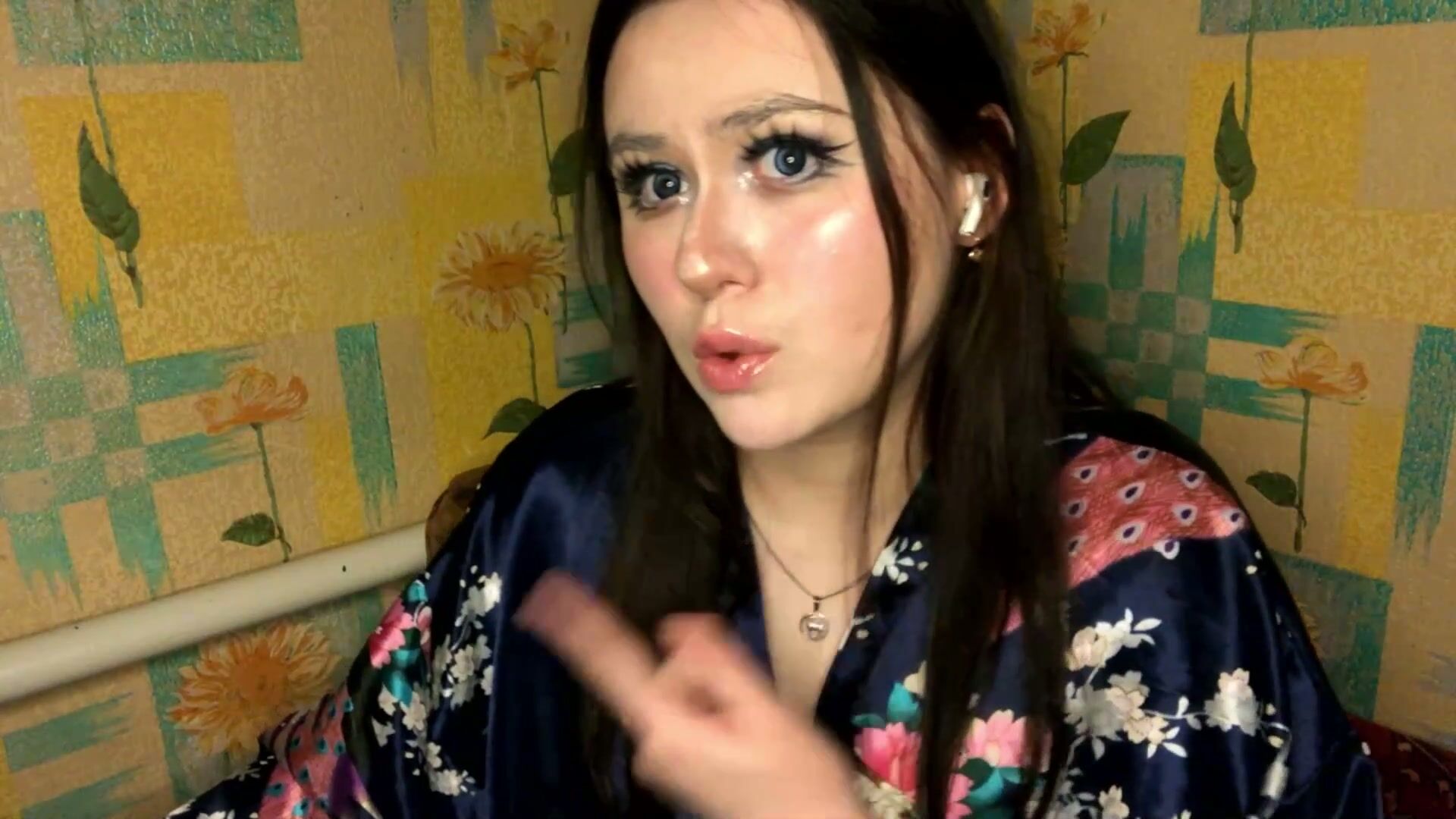 Llevella hot webcam porn video (01-07-2026)