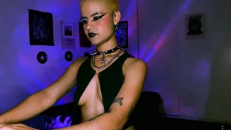 alex_one888 recorded nude video 555826