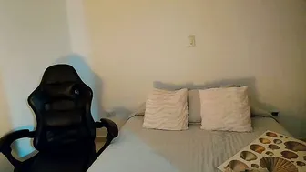 laura_d23 squirt porn cam