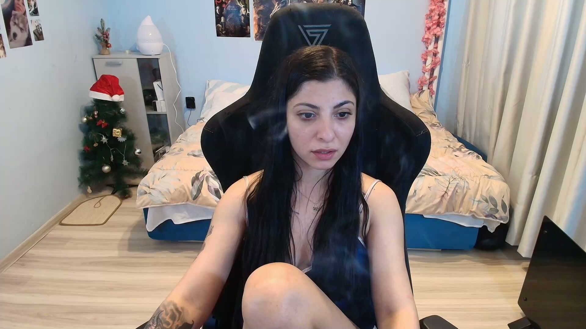Small_horny_girl naked (01/08/2026)