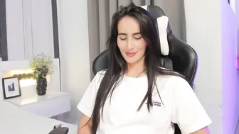 Saragomez_1 amateur cam show 01-08-2026