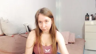 Lovely_hayley daddy amateur cam show