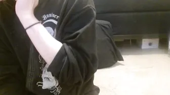 hollyhawkes sissy - (06-15-2025)