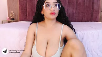emy_leon recorded nude video 56471