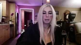 Danikawhite69 cam (06/15/2025)