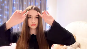 Little_anioneta webcam show 09-Jan-26