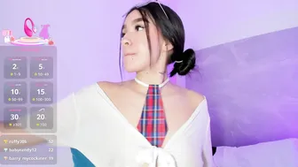 Carooline1 squirt on live cam
