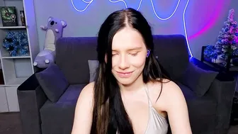 mellhyees recorded nude video 562312
