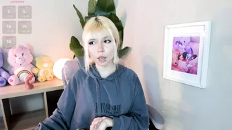laukyubey1 recorded nude video 563821