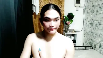 ursweetsofia04 wifematerial on live cam