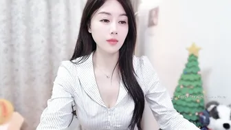 Yuner0715 10-Jan-26 bigboobs