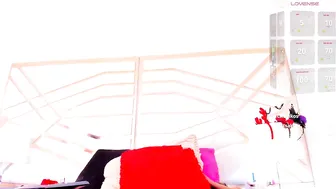sophie_newton on webcam 10 January 2026