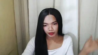 Hoelyguine asian sex cam