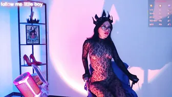 Domgiirl (01-10-2026)