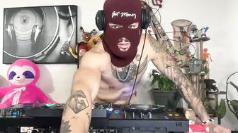 Freakymf7 muscleworship naked