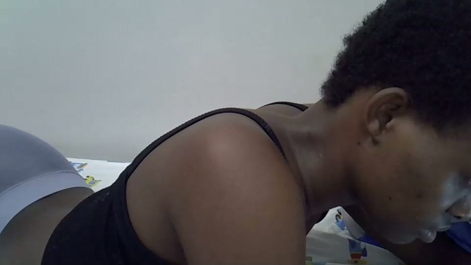 sweet_zarah ebony cam show