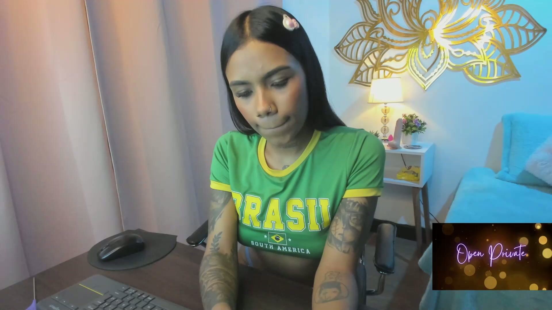 valeperez24 video chat porn (01-11-2026)