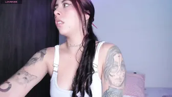 Maazikeenx posing on cam 01/11/2026