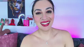 may_wood webcam show 11 January 2026