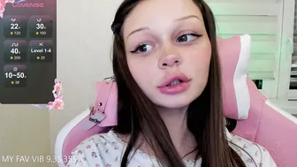 Melonipinkbb on webcam chat cam porn