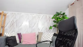 Jennaprice live cam show 06/16/2025